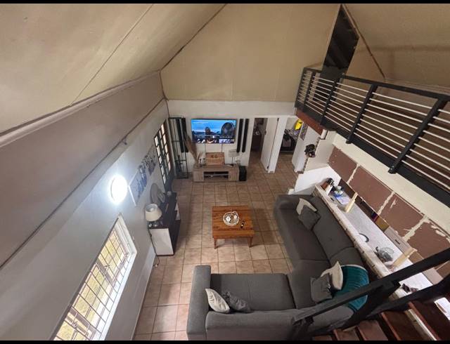 3 BEDROOM TOWNHOUSE FOR SALE IN UMTENTWENI